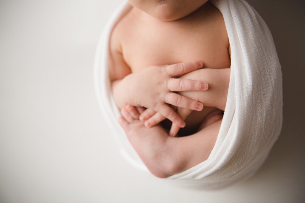 Orlando newborn photographer, Orlando newborn Photography, Orlando baby photographer, best of orlando, orlando maternity photographer, ivf, expertise, best orlando photographer, posed newborn, orlando child photography, orlando child photographer, orlando family photography, orlando family photographer